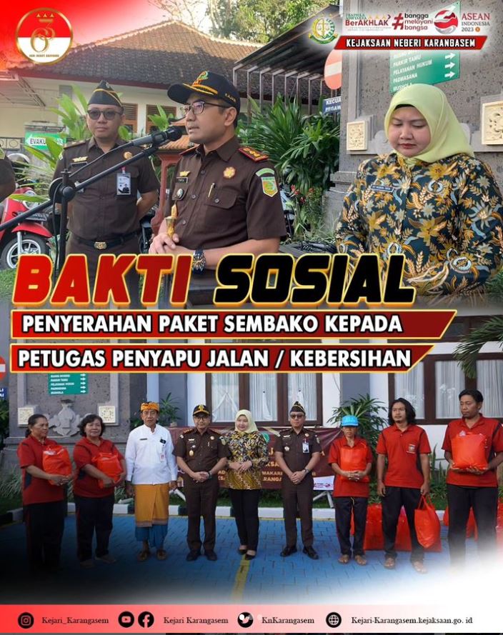 BAKTI SOSIAL PENYERAHAN PAKET SEMBAKO KEPADA PETUGAS PENYAPU JALAN / KEBERSIHAN